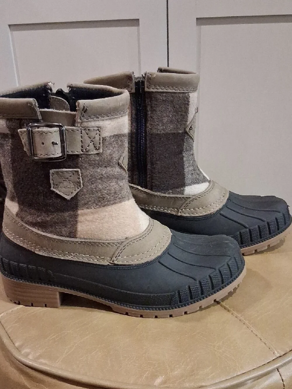 Kamik Gray and Cream Plaid Winter Boots